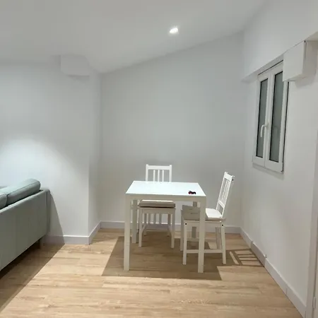 Apartment Loft Recien Reformado Enfrente Del Centro Botin