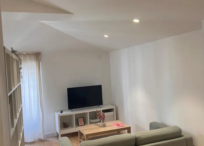 Loft Recien Reformado Enfrente Del Centro Botin Apartman